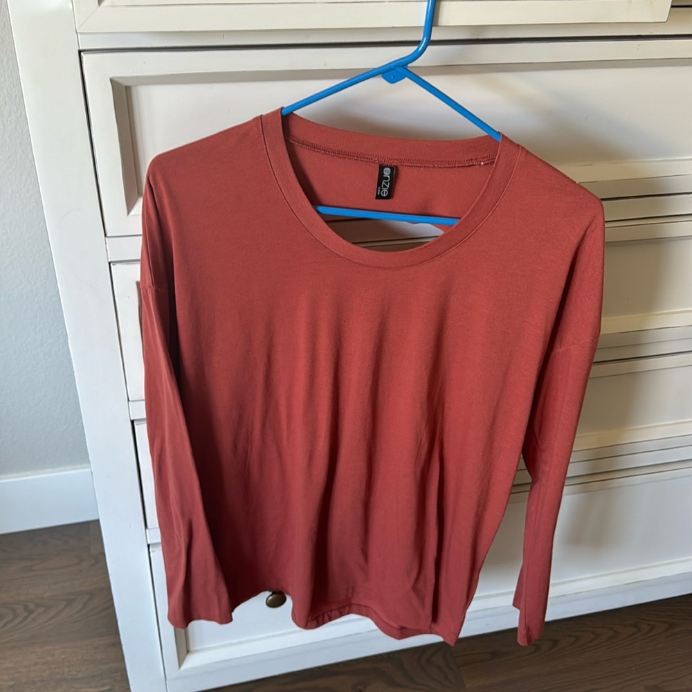 Onzie long sleeve braided shirt